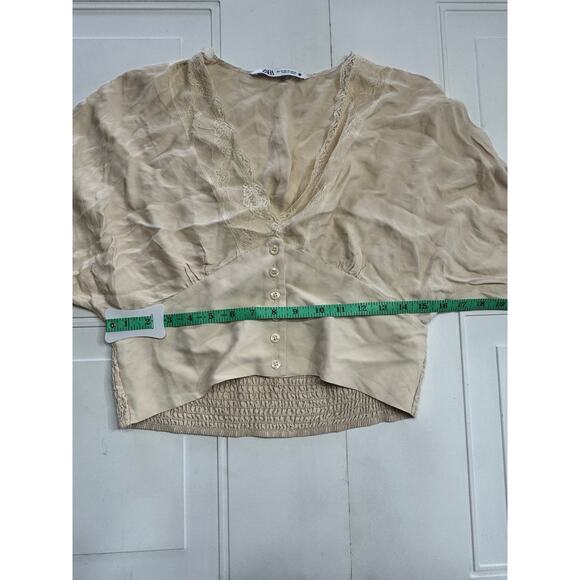 Zara Tan Long Sleeve Cropped Top Size XS Lace Button Up Smocked Shirt - Picture 5 of 6